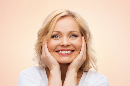 Experience a NO-CUT, Non-Surgical Facelift with IPL